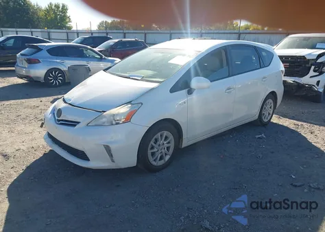 2012 Toyota Prius V Three из США, поврежденный, VIN JTDZN3EU8C3071827
